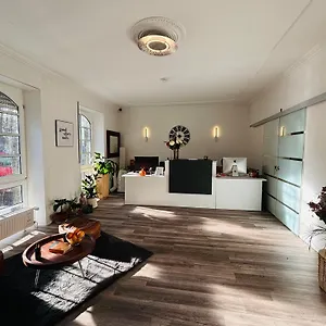 Bed & Breakfast Bff Airport Messe Schlaf -, Düsseldorf